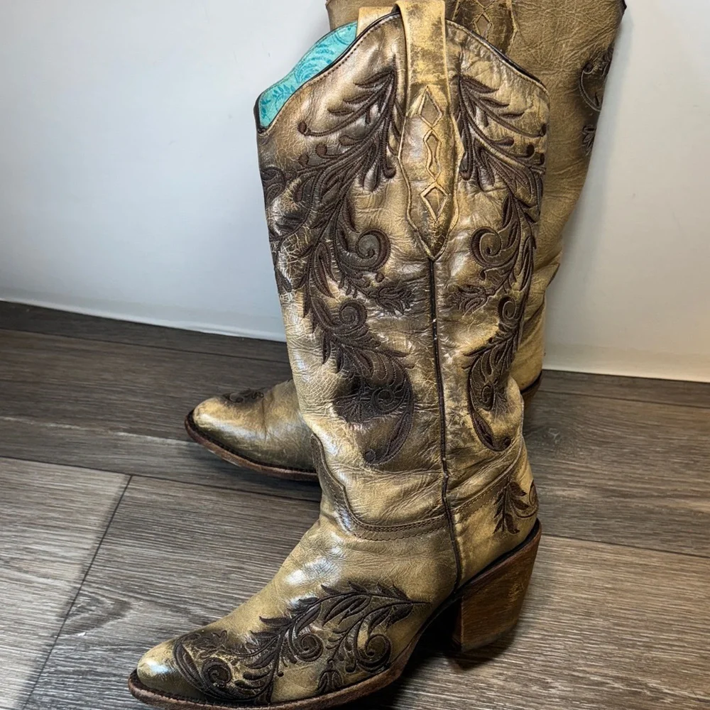 Corral boots Embroidered Western Cowboy Boots woman’s size 8.5 - Picture 5 of 11